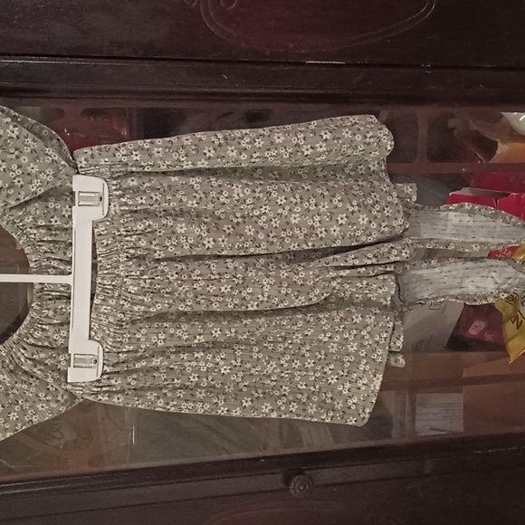 Floral Ruffle Kids Set - Picture 2 of 4